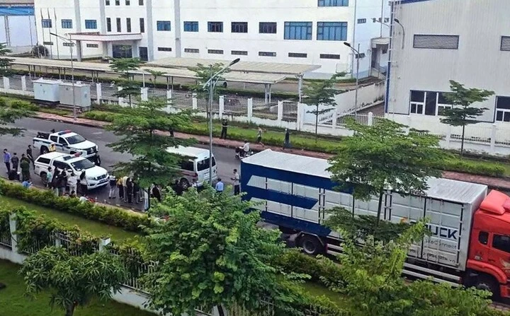 Chủ tịch Hải Phòng chỉ đạo khẩn sau vụ tai nạn làm 3 người đi xe máy tử vong Chủ tịch Hải Phòng chỉ đạo khẩn sau vụ tai nạn làm 3 người đi xe máy tử vong