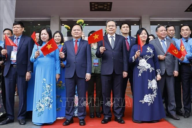 Chủ tịch Quốc hội dự Lễ kỷ niệm 140 năm Ngày Quốc tế Lao động Chủ tịch Quốc hội dự Lễ kỷ niệm 140 năm Ngày Quốc tế Lao động