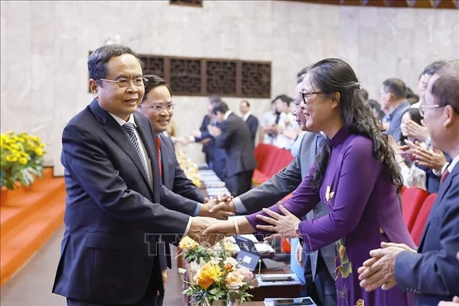 Chủ tịch Quốc hội dự Lễ kỷ niệm 140 năm Ngày Quốc tế Lao động Chủ tịch Quốc hội dự Lễ kỷ niệm 140 năm Ngày Quốc tế Lao động
