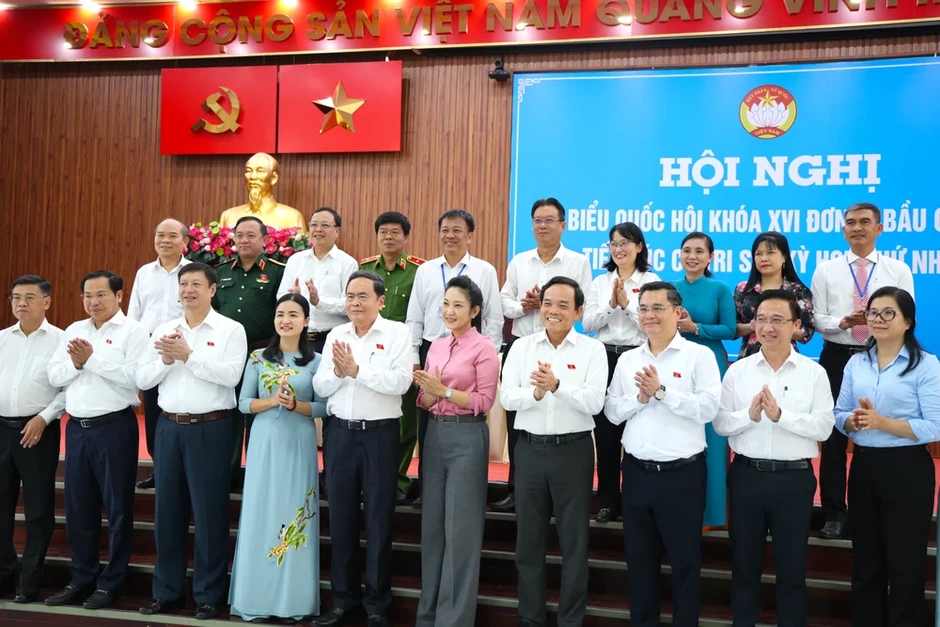 Chủ tịch Quốc hội: Dứt khoát phải sửa Luật Đất đai trong kỳ họp thứ 2 hoặc thứ 3 Chủ tịch Quốc hội: Dứt khoát phải sửa Luật Đất đai trong kỳ họp thứ 2 hoặc thứ 3