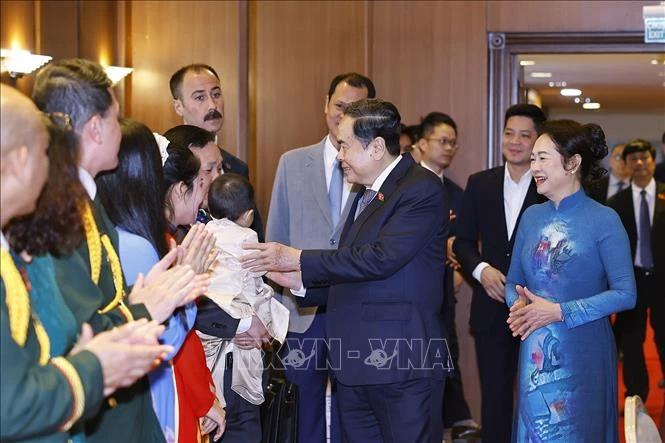 Chủ tịch Quốc hội gặp gỡ cộng đồng người Việt Nam tại Thổ Nhĩ Kỳ Chủ tịch Quốc hội gặp gỡ cộng đồng người Việt Nam tại Thổ Nhĩ Kỳ