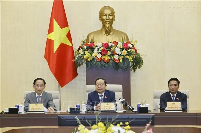 Chủ tịch Quốc hội gặp mặt các đại sứ, trưởng cơ quan đại diện ngoại giao Việt Nam ở nước ngoài Chủ tịch Quốc hội gặp mặt các đại sứ, trưởng cơ quan đại diện ngoại giao Việt Nam ở nước ngoài