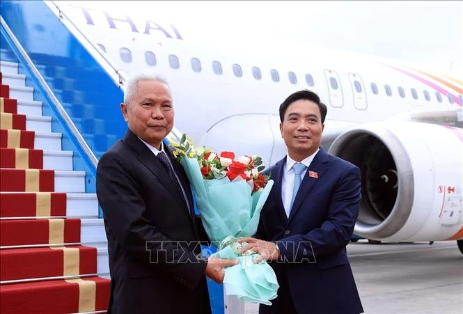Chủ tịch Quốc hội kiêm Chủ tịch Hạ viện Vương quốc Thái Lan bắt đầu thăm chính thức Việt Nam Chủ tịch Quốc hội kiêm Chủ tịch Hạ viện Vương quốc Thái Lan bắt đầu thăm chính thức Việt Nam
