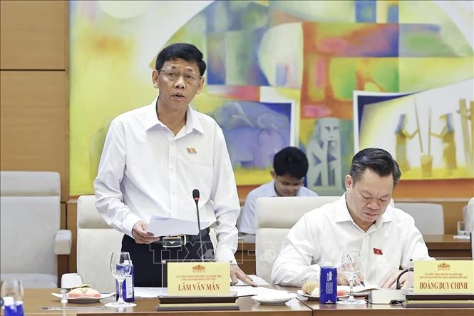 Chủ tịch Quốc hội làm việc với Thường trực Hội đồng Dân tộc của Quốc hội Chủ tịch Quốc hội làm việc với Thường trực Hội đồng Dân tộc của Quốc hội