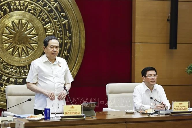 Chủ tịch Quốc hội làm việc với Thường trực Ủy ban Khoa học, Công nghệ và Môi trường của Quốc hội Chủ tịch Quốc hội làm việc với Thường trực Ủy ban Khoa học, Công nghệ và Môi trường của Quốc hội