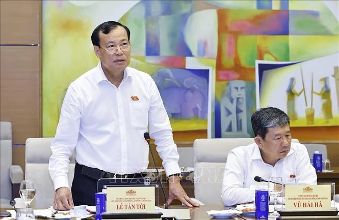 Chủ tịch Quốc hội làm việc với Thường trực Ủy ban Quốc phòng, An ninh và Đối ngoại của Quốc hội Chủ tịch Quốc hội làm việc với Thường trực Ủy ban Quốc phòng, An ninh và Đối ngoại của Quốc hội