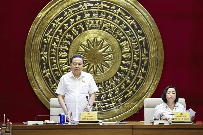 Chủ tịch Quốc hội làm việc với Thường trực Ủy ban Văn hóa và Xã hội của Quốc hội Chủ tịch Quốc hội làm việc với Thường trực Ủy ban Văn hóa và Xã hội của Quốc hội