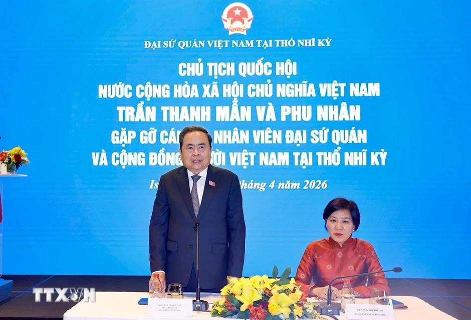 Chủ tịch Quốc hội thông tin những chính sách mới hỗ trợ kiều bào tại Thổ Nhĩ Kỳ Chủ tịch Quốc hội thông tin những chính sách mới hỗ trợ kiều bào tại Thổ Nhĩ Kỳ