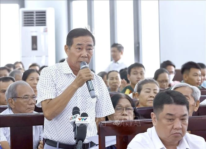 Chủ tịch Quốc hội tiếp xúc cử tri Thành phố Hồ Chí Minh Chủ tịch Quốc hội tiếp xúc cử tri Thành phố Hồ Chí Minh