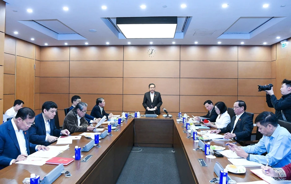Chủ tịch Quốc hội Trần Thanh Mẫn chủ trì họp chuẩn bị cho bầu cử 2026 Chủ tịch Quốc hội Trần Thanh Mẫn chủ trì họp chuẩn bị cho bầu cử 2026