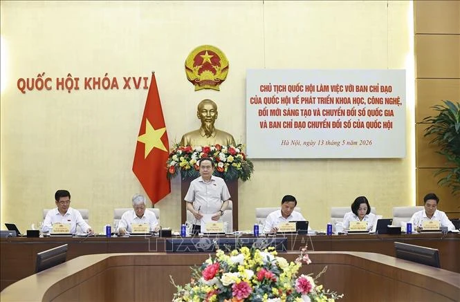 Chủ tịch Quốc hội Trần Thanh Mẫn: Chuyển đổi số thực chất, nâng cao hiệu quả hoạt động của Quốc hội Chủ tịch Quốc hội Trần Thanh Mẫn: Chuyển đổi số thực chất, nâng cao hiệu quả hoạt động của Quốc hội