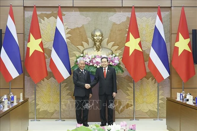 Chủ tịch Quốc hội Trần Thanh Mẫn đón và hội đàm với Chủ tịch Quốc hội kiêm Chủ tịch Hạ viện Vương quốc Thái Lan Chủ tịch Quốc hội Trần Thanh Mẫn đón và hội đàm với Chủ tịch Quốc hội kiêm Chủ tịch Hạ viện Vương quốc Thái Lan