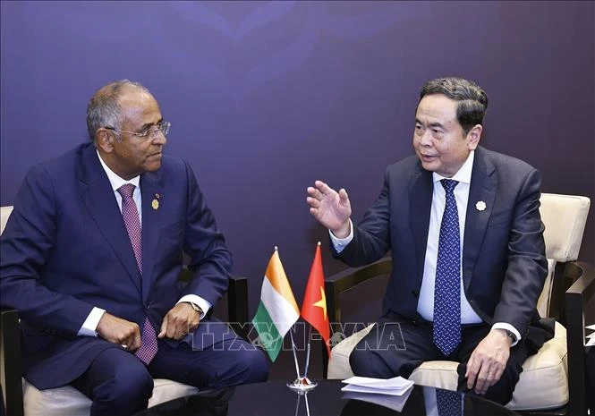 Chủ tịch Quốc hội Trần Thanh Mẫn gặp Chủ tịch Quốc hội Côte d'Ivoire Chủ tịch Quốc hội Trần Thanh Mẫn gặp Chủ tịch Quốc hội Côte d'Ivoire