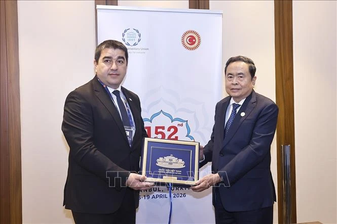 Chủ tịch Quốc hội Trần Thanh Mẫn gặp Chủ tịch Quốc hội Georgia Chủ tịch Quốc hội Trần Thanh Mẫn gặp Chủ tịch Quốc hội Georgia