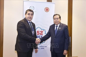 Chủ tịch Quốc hội Trần Thanh Mẫn gặp Chủ tịch Quốc hội Georgia