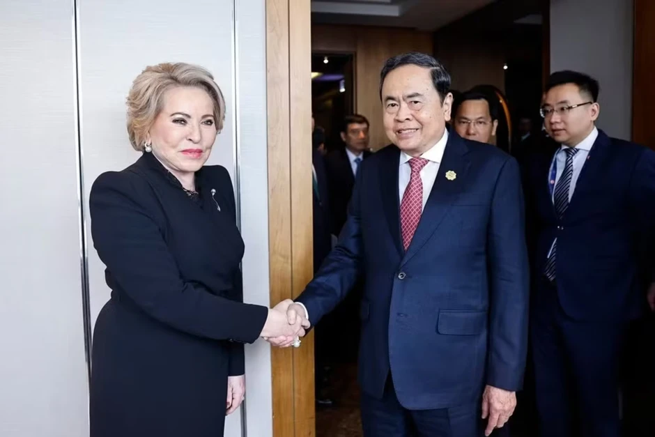 Chủ tịch Quốc hội Trần Thanh Mẫn gặp lãnh đạo nghị viện nhiều nước Chủ tịch Quốc hội Trần Thanh Mẫn gặp lãnh đạo nghị viện nhiều nước