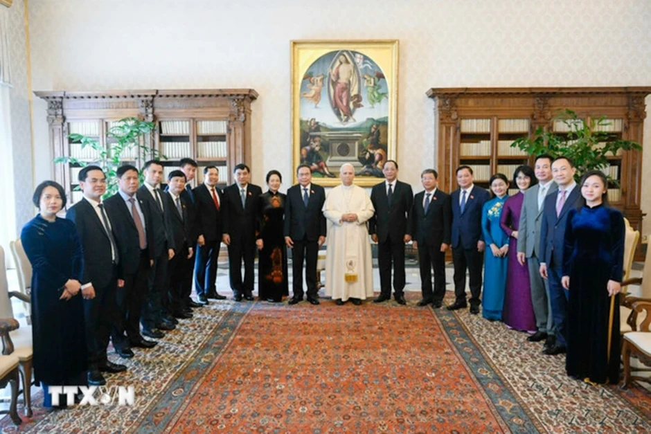 Chủ tịch Quốc hội Trần Thanh Mẫn hội kiến Giáo hoàng Leo XIV tại Vatican