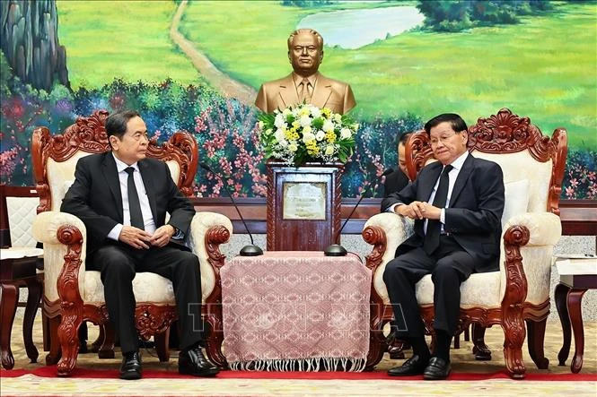 Chủ tịch Quốc hội Trần Thanh Mẫn hội kiến Tổng Bí thư, Chủ tịch nước Lào Chủ tịch Quốc hội Trần Thanh Mẫn hội kiến Tổng Bí thư, Chủ tịch nước Lào