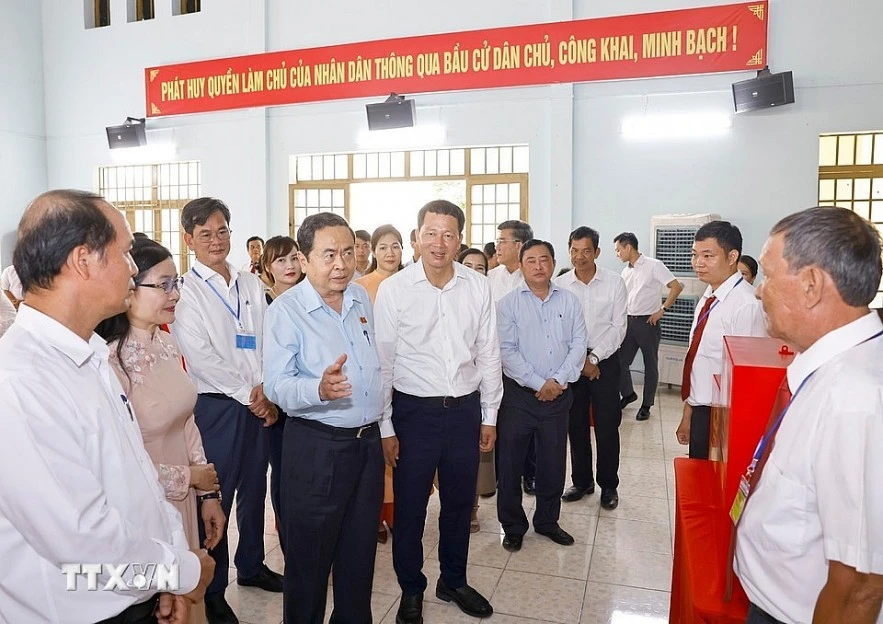 Chủ tịch Quốc hội Trần Thanh Mẫn: Sáng suốt lựa chọn đại biểu xứng đáng đại diện cho ý chí, nguyện vọng của nhân dân Chủ tịch Quốc hội Trần Thanh Mẫn: Sáng suốt lựa chọn đại biểu xứng đáng đại diện cho ý chí, nguyện vọng của nhân dân