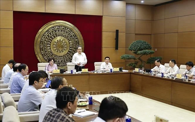 Chủ tịch Quốc hội Trần Thanh Mẫn: Tập trung tham mưu chính sách, thực hiện mục tiêu tăng trưởng hai con số Chủ tịch Quốc hội Trần Thanh Mẫn: Tập trung tham mưu chính sách, thực hiện mục tiêu tăng trưởng hai con số