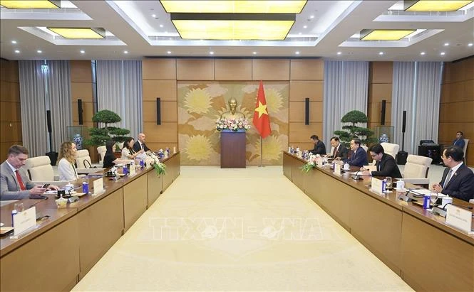 Chủ tịch Quốc hội Trần Thanh Mẫn tiếp Đại sứ Hoa Kỳ Chủ tịch Quốc hội Trần Thanh Mẫn tiếp Đại sứ Hoa Kỳ