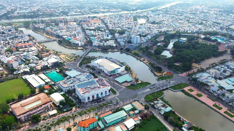 Chủ tịch Tây Ninh Lê Văn Hẳn: Dồn sức cho hạ tầng, bứt phá mạnh mẽ trong năm 2026 Chủ tịch Tây Ninh Lê Văn Hẳn: Dồn sức cho hạ tầng, bứt phá mạnh mẽ trong năm 2026