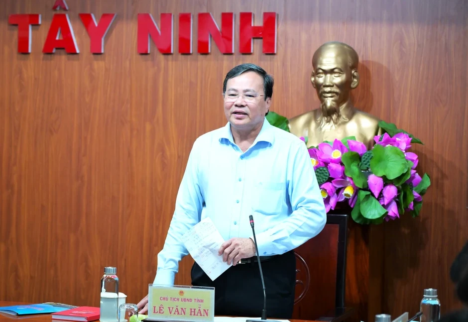 Chủ tịch Tây Ninh Lê Văn Hẳn: Dồn sức cho hạ tầng, bứt phá mạnh mẽ trong năm 2026 Chủ tịch Tây Ninh Lê Văn Hẳn: Dồn sức cho hạ tầng, bứt phá mạnh mẽ trong năm 2026