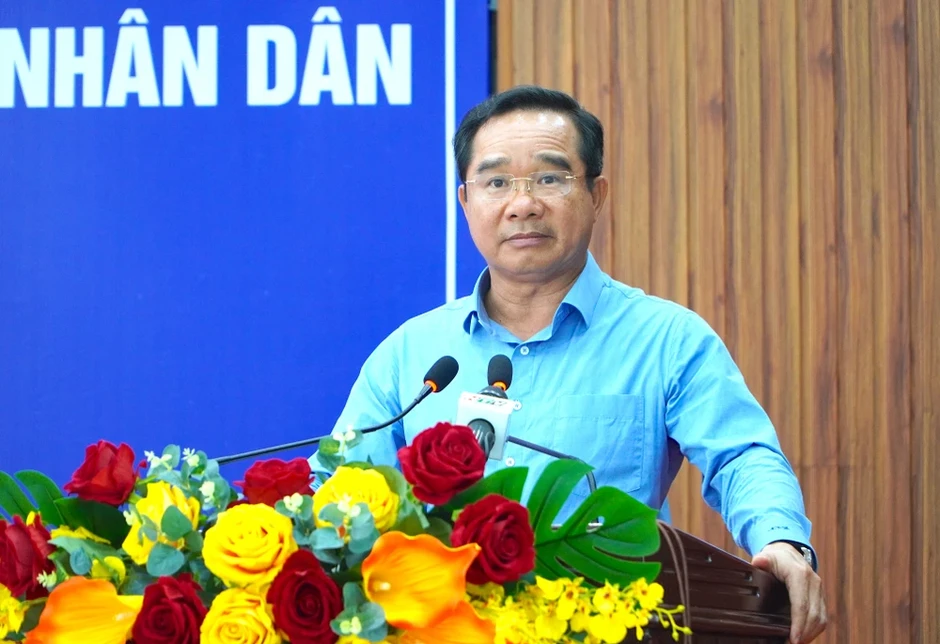 Chủ tịch TP.HCM: Luật Đô thị đặc biệt sẽ là đại cú hích cho tăng trưởng 2 con số Chủ tịch TP.HCM: Luật Đô thị đặc biệt sẽ là đại cú hích cho tăng trưởng 2 con số