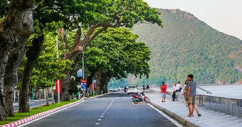 Chủ tịch UBND TP.HCM: Xây dựng Côn Đảo xanh, không đánh đổi môi trường lấy kinh tế trước mắt