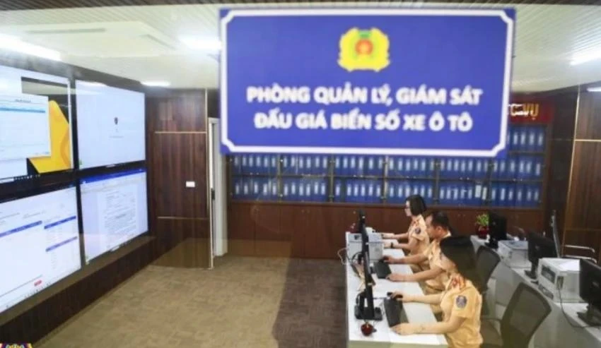Chuẩn bị đấu giá biển số xe 'ngũ quý' 555.55, 999.99 Chuẩn bị đấu giá biển số xe 'ngũ quý' 555.55, 999.99
