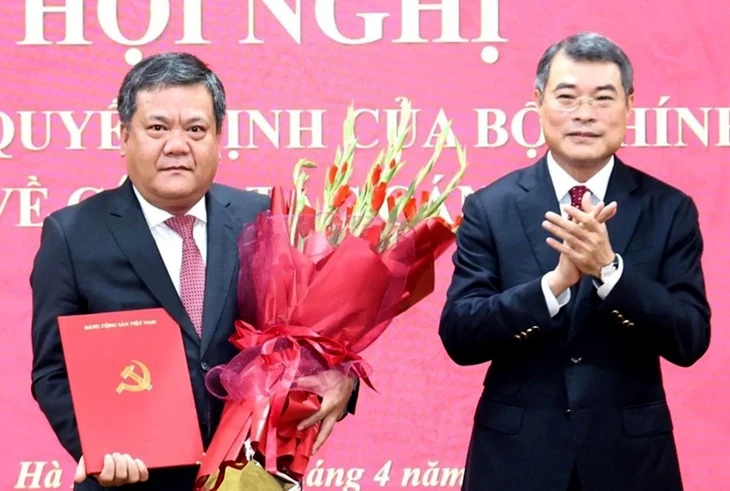 Chuẩn y ông Trần Phong làm Bí thư Tỉnh ủy Khánh Hòa nhiệm kỳ 2025-2030 Chuẩn y ông Trần Phong làm Bí thư Tỉnh ủy Khánh Hòa nhiệm kỳ 2025-2030
