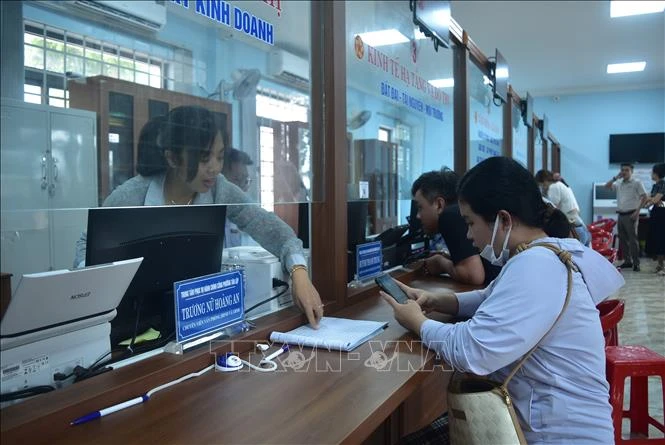 Chuyển đổi số toàn diện lĩnh vực Nội vụ phục vụ người dân và doanh nghiệp Chuyển đổi số toàn diện lĩnh vực Nội vụ phục vụ người dân và doanh nghiệp