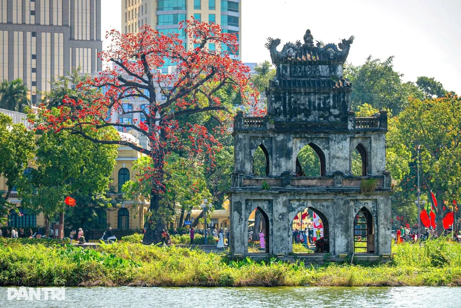 Chuyên gia góp ý loạt vấn đề về dự thảo quy hoạch thủ đô tầm nhìn 100 năm Chuyên gia góp ý loạt vấn đề về dự thảo quy hoạch thủ đô tầm nhìn 100 năm