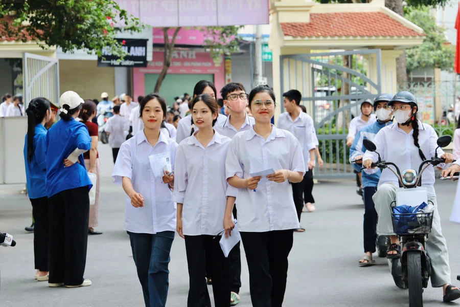 Chuyên gia phân tích kết quả thi lần 2 của thí sinh Điểm thi THPT Chuyên Tuyên Quang