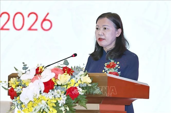 Chuyển mạnh trọng tâm giám sát sang khâu tổ chức thi hành pháp luật Chuyển mạnh trọng tâm giám sát sang khâu tổ chức thi hành pháp luật