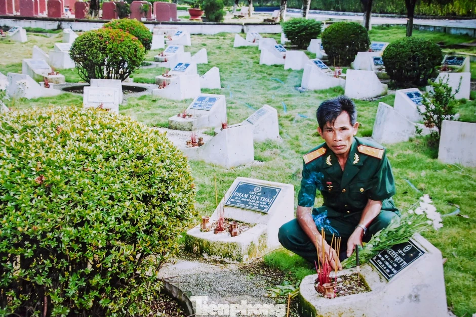 Chuyện người lính già hơn 20 năm băng rừng tìm hài cốt liệt sĩ Chuyện người lính già hơn 20 năm băng rừng tìm hài cốt liệt sĩ