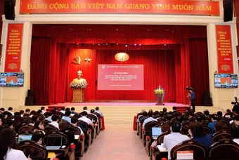 Chuyển tư duy từ quản lý hành chính sang quản trị phục vụ, kiến tạo phát triển