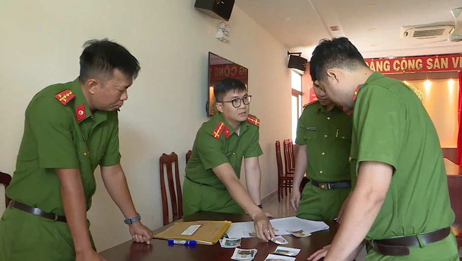 Clip: Cảnh sát kể thủ đoạn tinh vi của nhóm đòi nợ thuê Song Long Clip: Cảnh sát kể thủ đoạn tinh vi của nhóm đòi nợ thuê Song Long