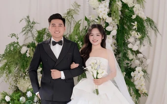 Cô dâu, chú rể Hải Phòng đi bỏ phiếu bầu cử ngay sau đám cưới gây sốt