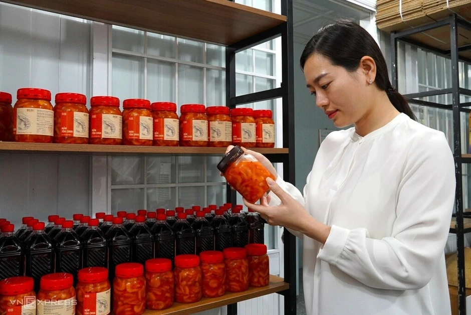 Cô gái bán cua online đưa đặc sản Cà Mau sang Mỹ