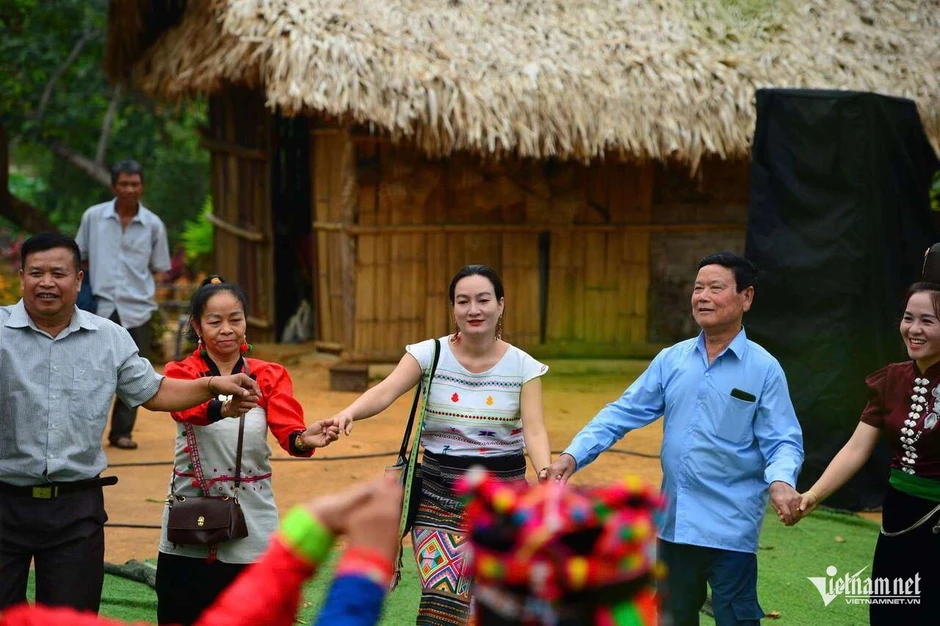 Cô gái Mạ và hành trình đánh thức di sản ở Tà Lài Cô gái Mạ và hành trình đánh thức di sản ở Tà Lài