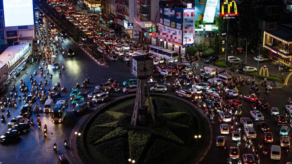 Có nên tháo dỡ vòng xoay ở TP.HCM? Có nên tháo dỡ vòng xoay ở TP.HCM?