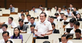Có thể phát sinh tình huống luật sư công là sếp của thẩm phán, kiểm sát viên, điều tra viên