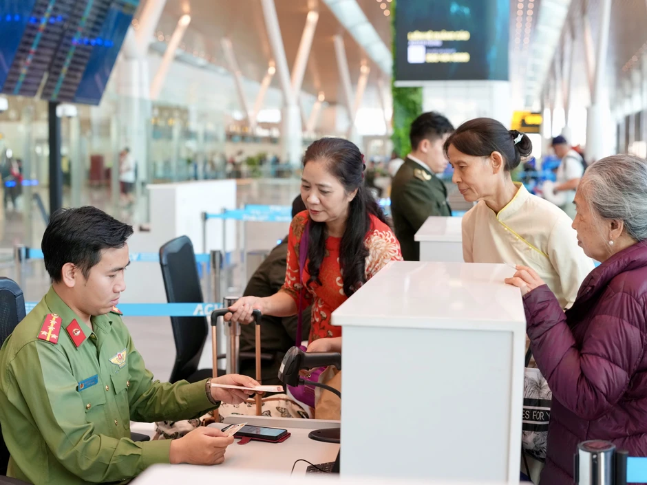 Coi chừng bị từ chối làm thủ tục vì dùng 'sai' hộ chiếu khi bay nội địa Coi chừng bị từ chối làm thủ tục vì dùng 'sai' hộ chiếu khi bay nội địa