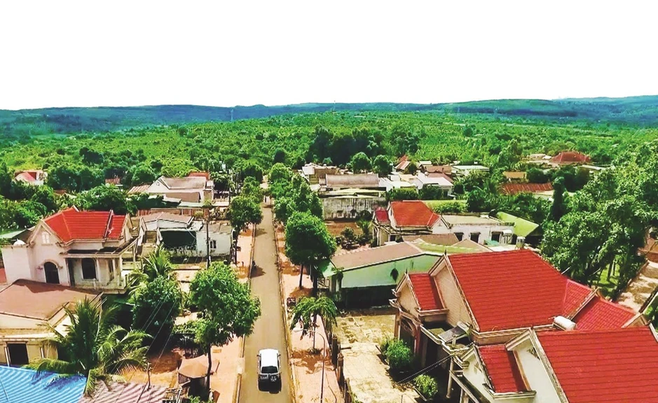 Con gái Ama Khê: Cha dạy tôi cách không đầu hàng trước khó khăn Con gái Ama Khê: Cha dạy tôi cách không đầu hàng trước khó khăn
