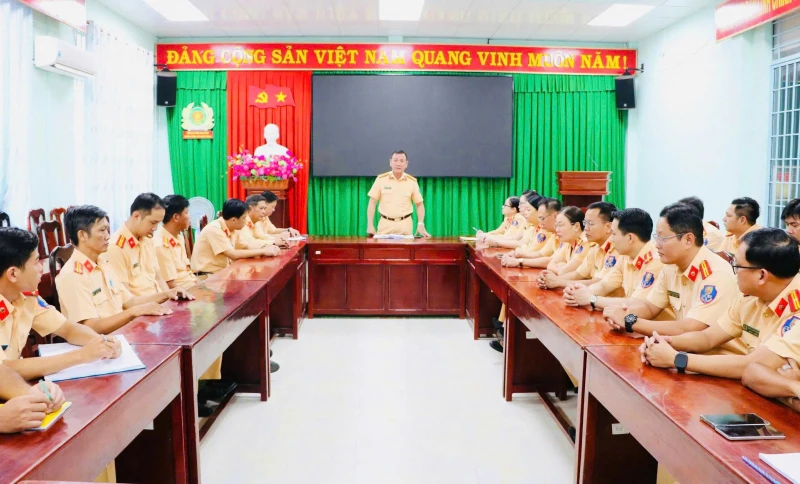 Công an các tỉnh Tây Nam Bộ giữ vững ANTT kỳ nghỉ lễ Công an các tỉnh Tây Nam Bộ giữ vững ANTT kỳ nghỉ lễ