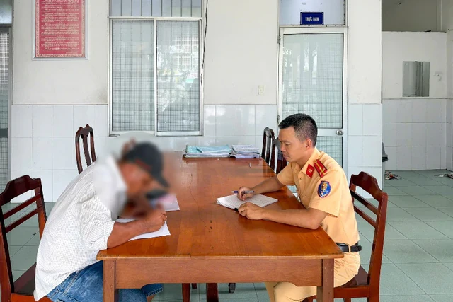 Công an cảnh báo: Không có camera, người vi phạm giao thông vẫn có thể bị phát hiện Công an cảnh báo: Không có camera, người vi phạm giao thông vẫn có thể bị phát hiện
