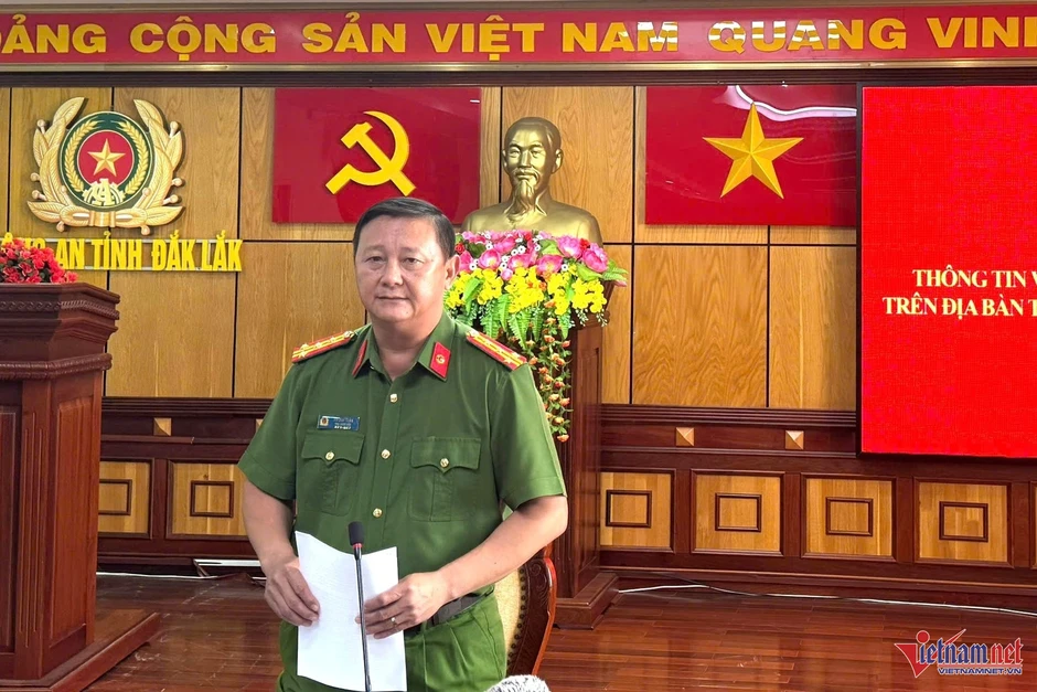 Công an Đắk Lắk phá án ma túy 'khủng', thu giữ 19kg tang vật và 1 khẩu súng Công an Đắk Lắk phá án ma túy 'khủng', thu giữ 19kg tang vật và 1 khẩu súng
