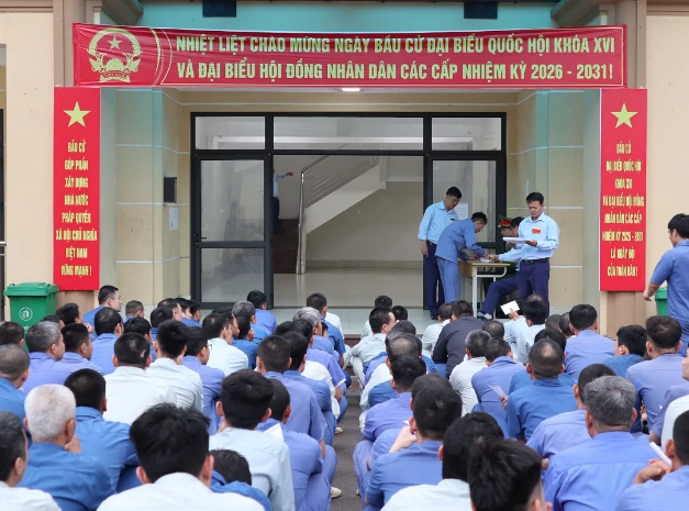 Công an Hà Nội bảo vệ tuyệt đối an ninh, an toàn cuộc bầu cử Công an Hà Nội bảo vệ tuyệt đối an ninh, an toàn cuộc bầu cử
