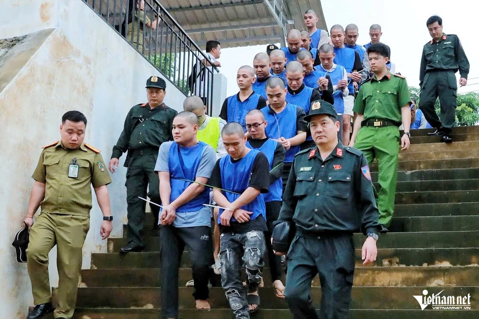 Công an Lai Châu đột kích 'sào huyệt' lừa đảo ở Lào, 40 người bị bắt giữ